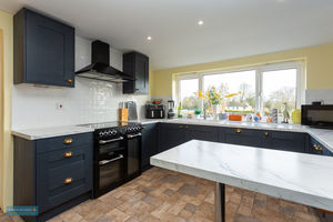 Kitchen- click for photo gallery